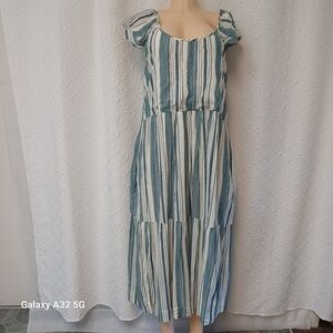 Dip Women Size M Blue and White Striped Apparel